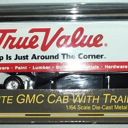 1/64 ERTL Collectibles GMC "True Value" semi tracker traile