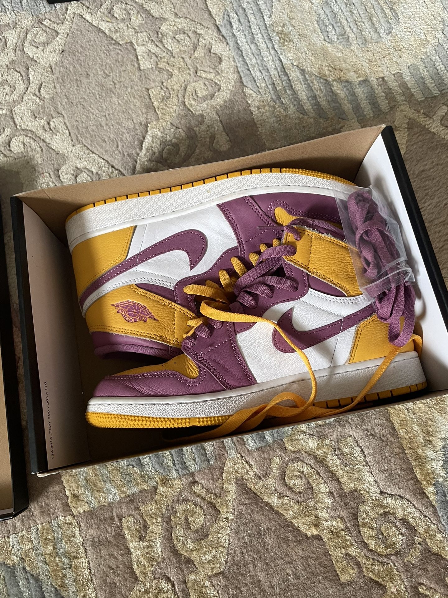 jordan 1 brotherhood size 7