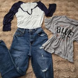 BUNDLE CLOTHES WOMAN 