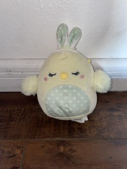 Aimee the Chick Squishmallow