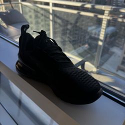 Tennis shoes air max 