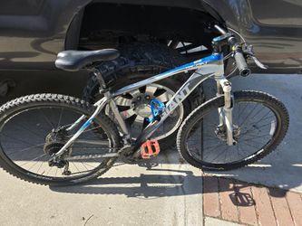 29er Giant Mountain Bike