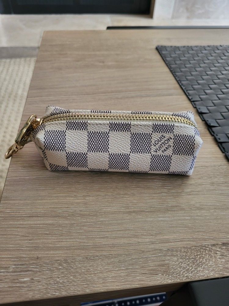 LOUIS VUITTON Key Holder / Small Wallet