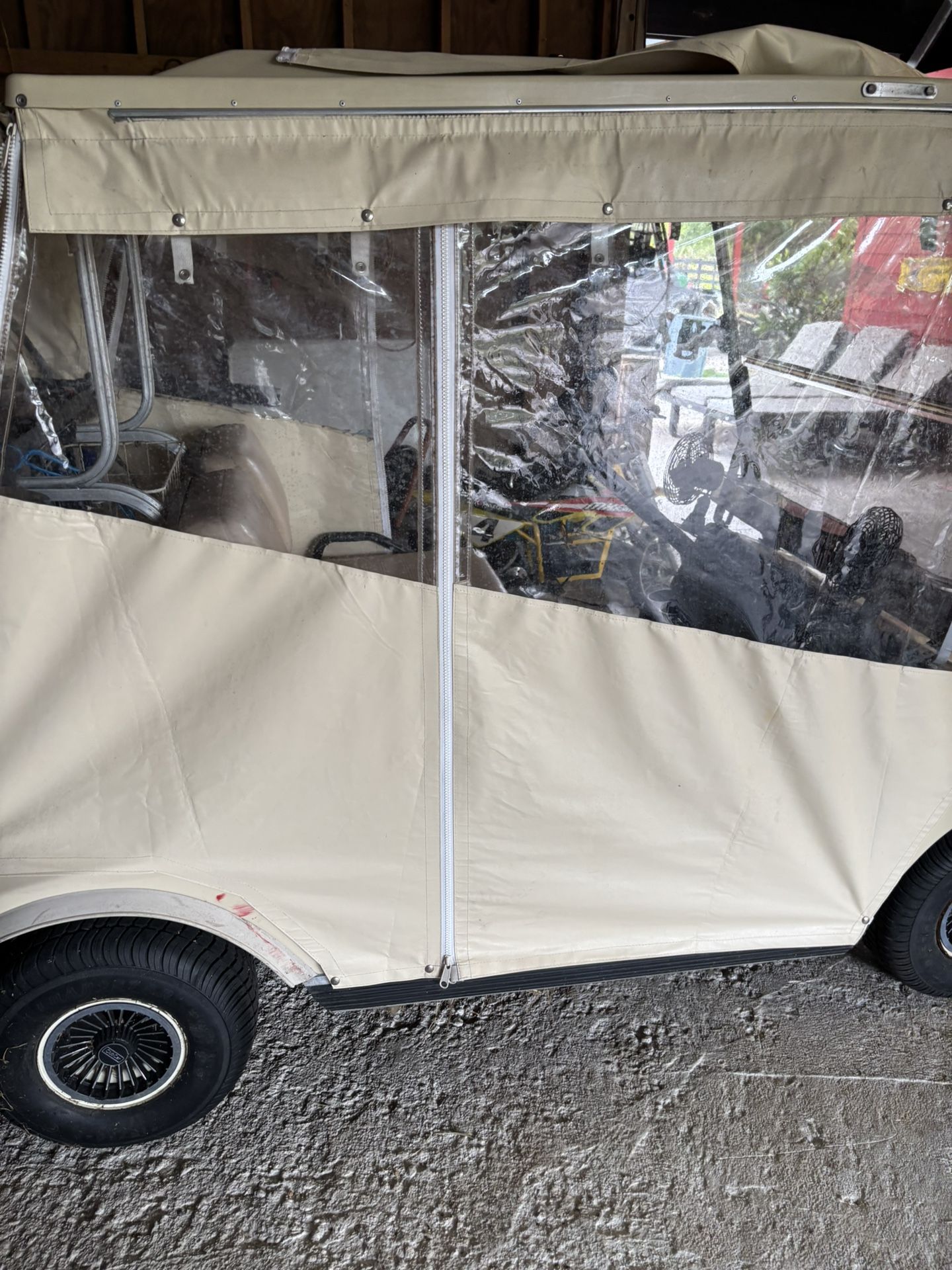 GOLF CART CLUB CAR