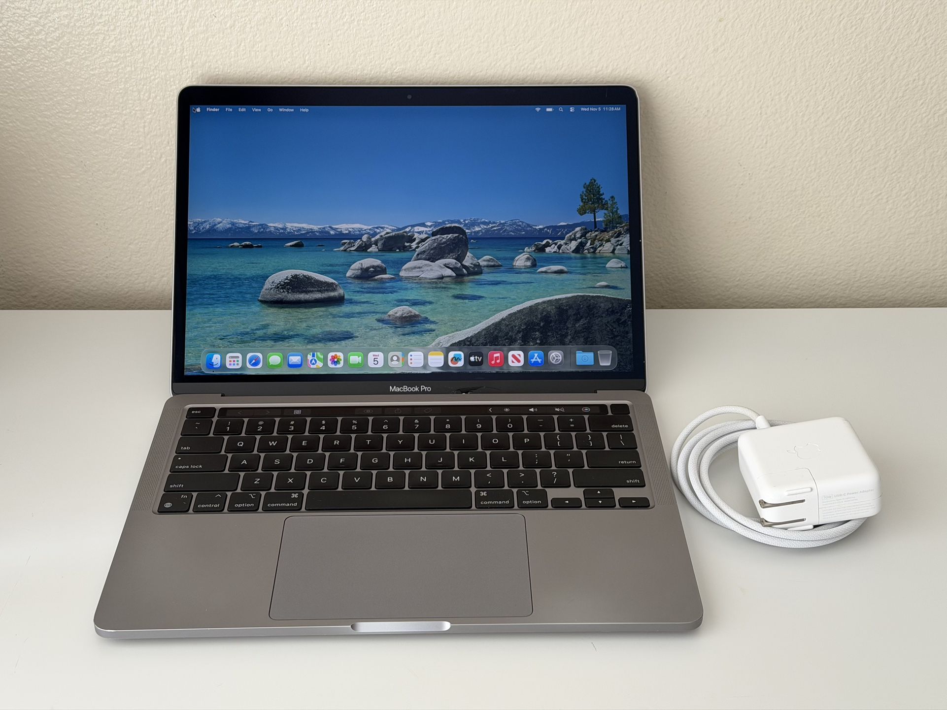 Apple MacBook Pro (13 inch, M1, 2020), 8GB, 256GB