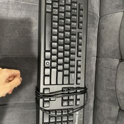 Kensington Wired Keyboard- Black SKU: K64370A