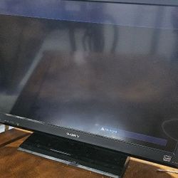 Sony 36 Inch TV Lightly Used