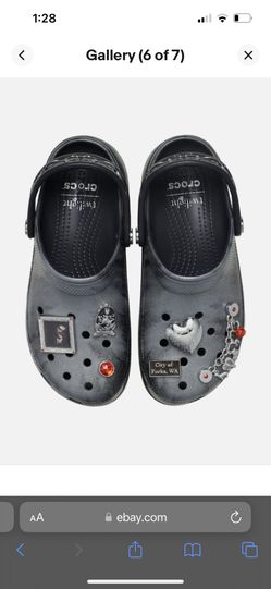 Twilight Saga Crocs Classic Platform Clog – Size W6