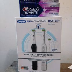Oral B Battery Powered Toothbrush Bundle 