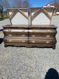 Henredon town and country large dresser