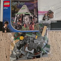 LEGO Harry Potter Hagrid's Hut Set 4754