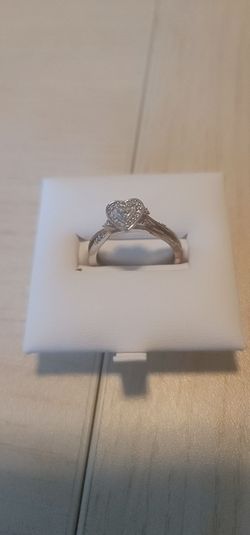 Size 6 Sterling Silver (925)/Rose Gold Heart Cluster Promise Ring - Bypass Band