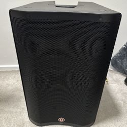 Powered Speaker - Harbinger VARI V2315