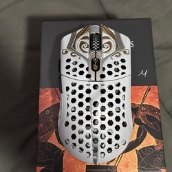 Finalmouse Starlight-12 (Zeus)