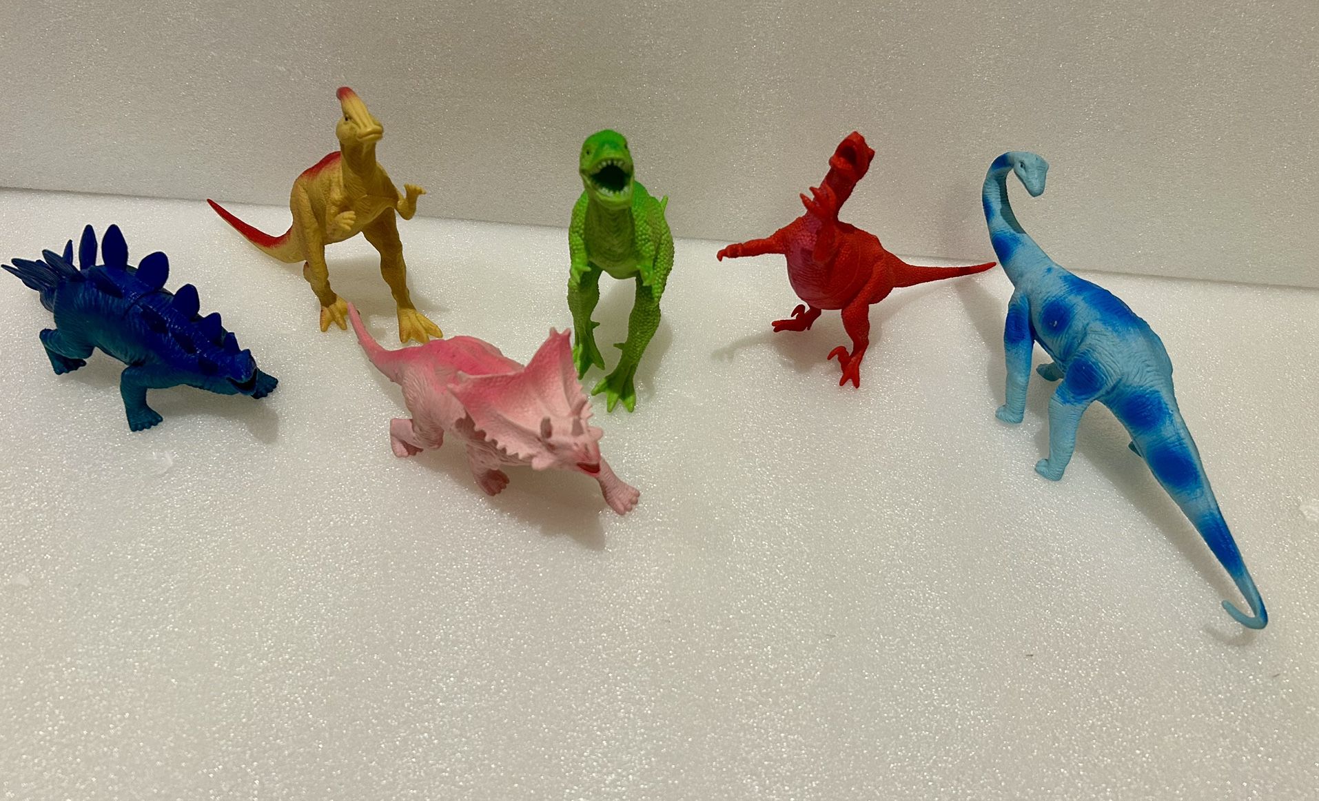 Dinosaurs figures