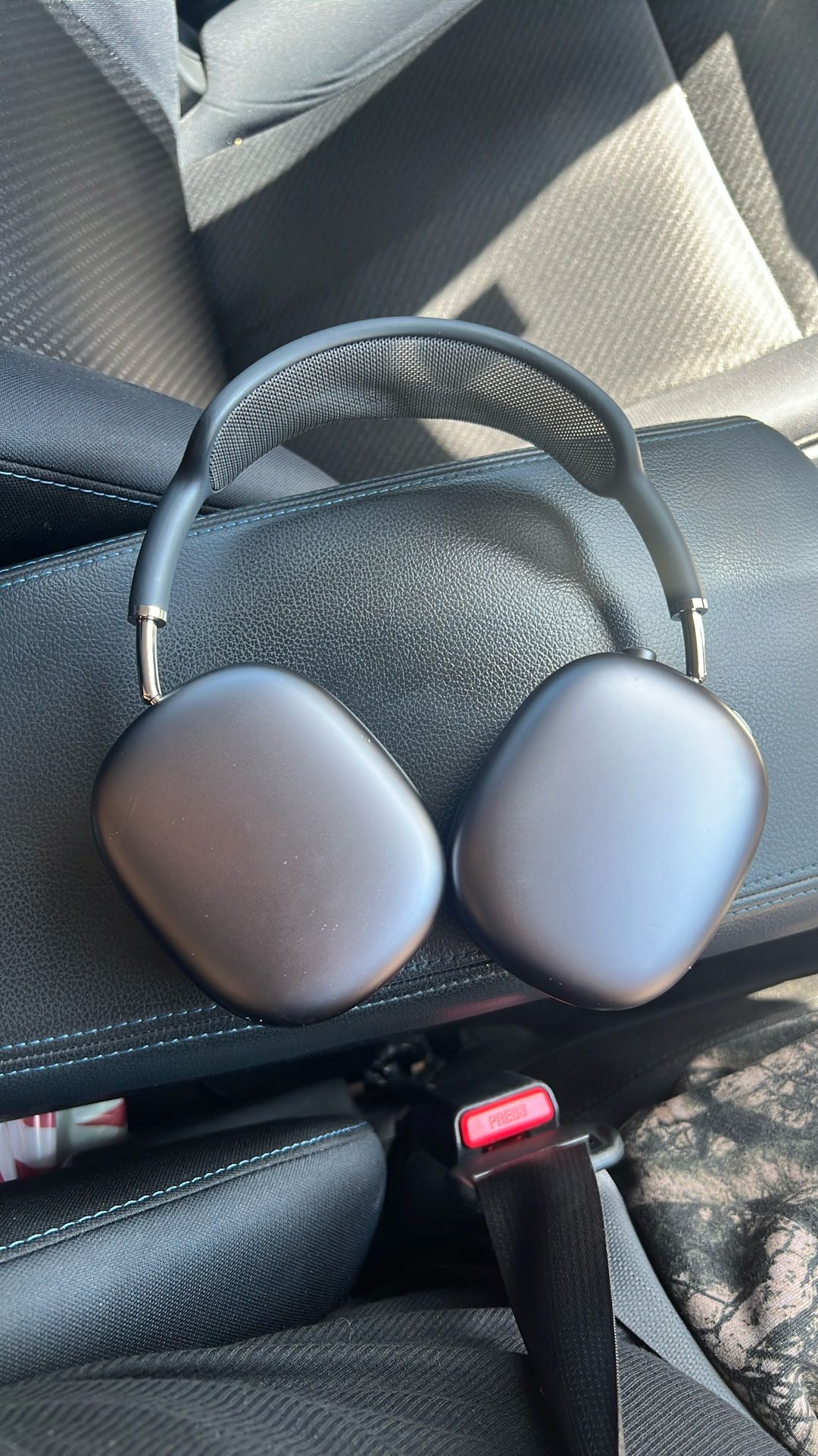 Apple Air Pod Pro Max Grey