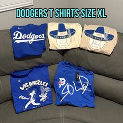 MLB Los Angeles Dodgers Mitchell And Ness, Nike Adult T Shirts Size XL