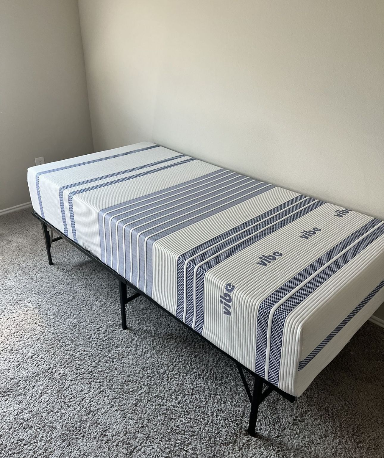 TWIN XL MATTRESS AND STAND