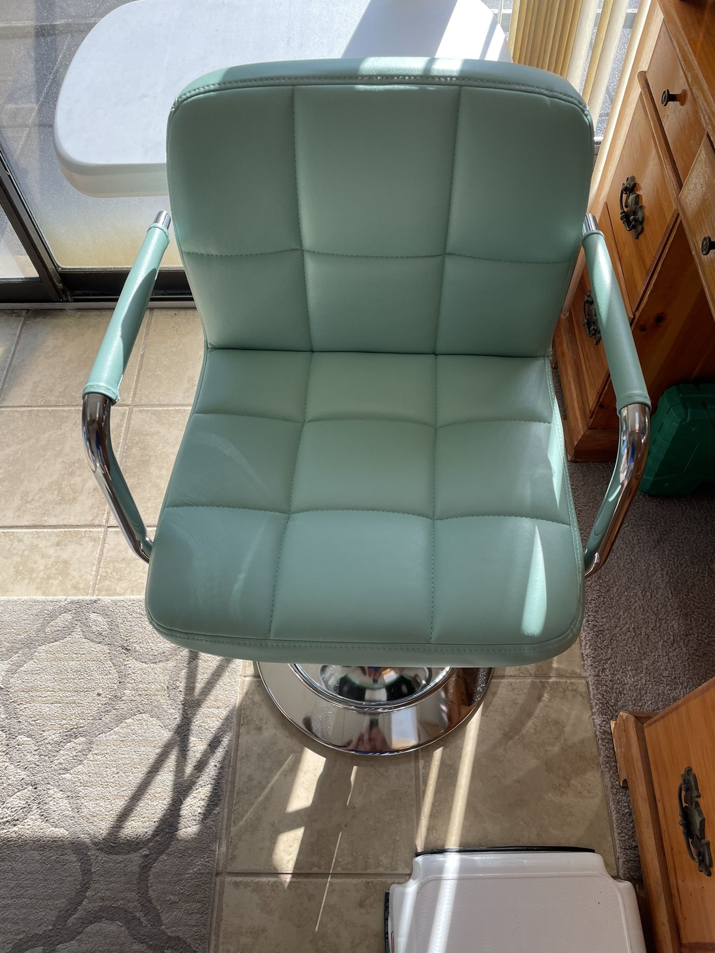 Brand New Bar Stool Chair