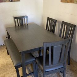 Dining Table Set