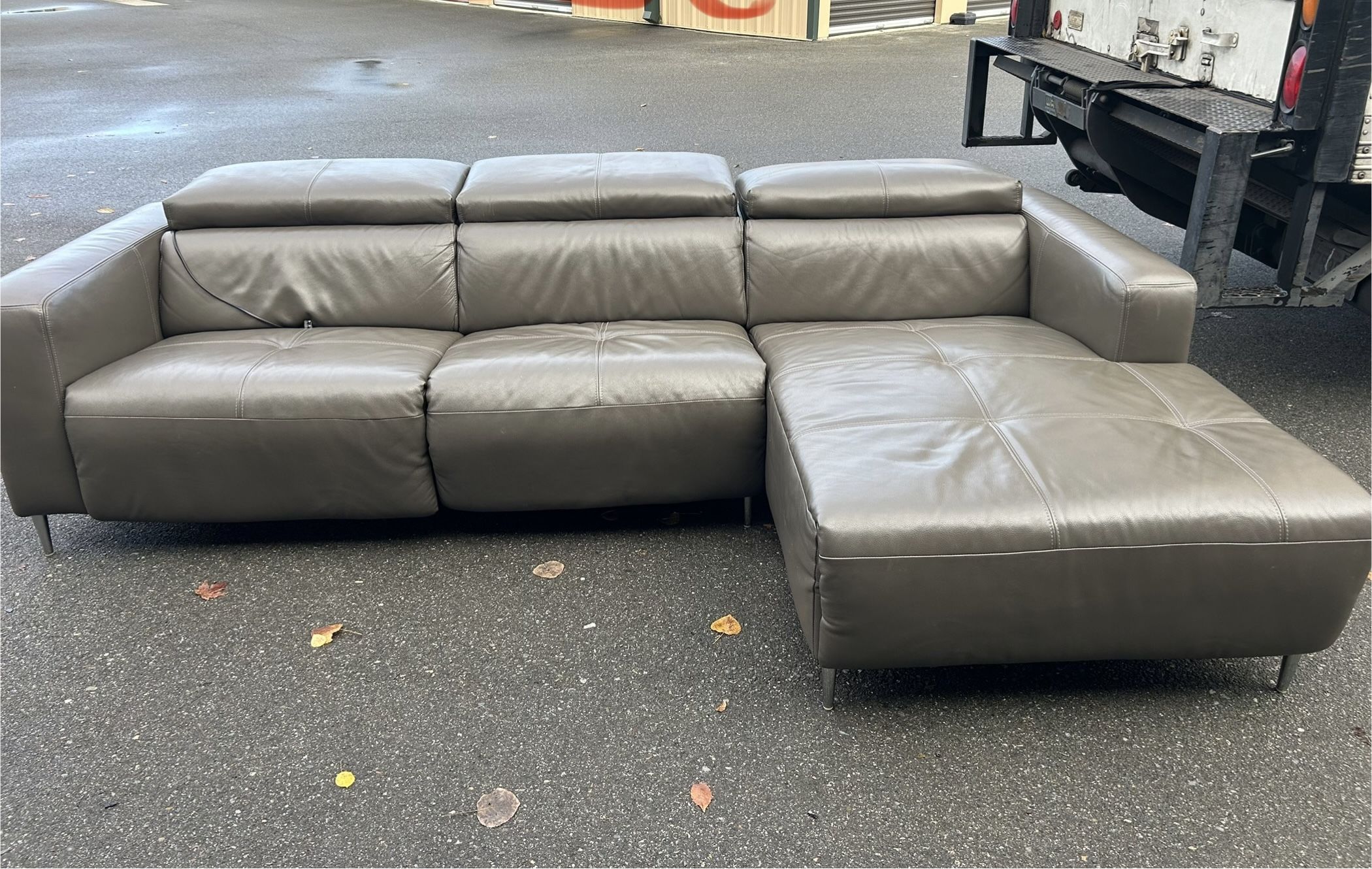 Sectional Couch 