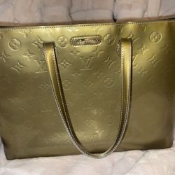 Louis Vuitton Monogram Vernis Wilshire MM Green Totes