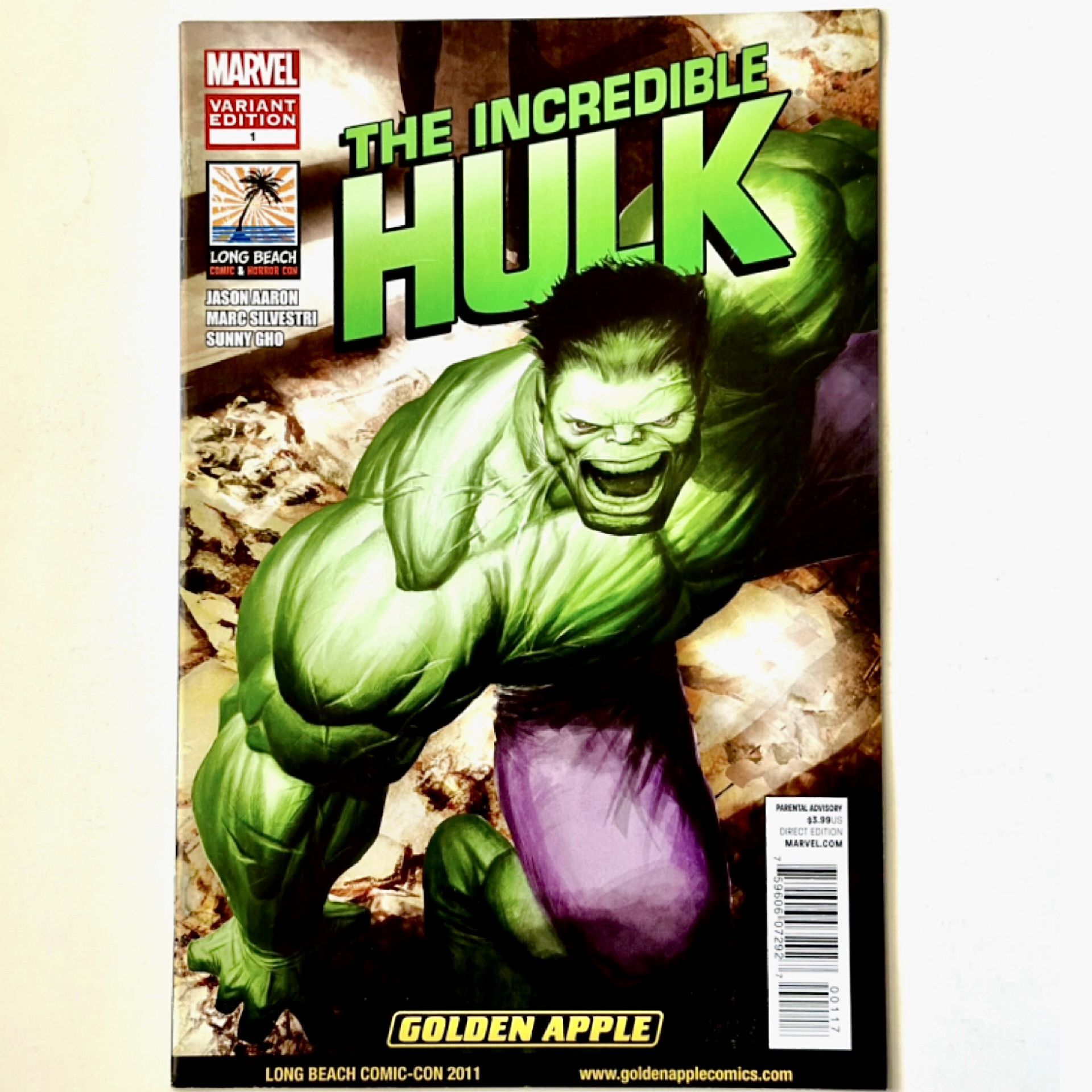 Marvel Comics 2011 Long Beach Comic And Horror Con The Incredible Hulk #1 Golden Apple Comic Book Variant