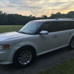 2011 Ford Flex CLEAN TITLE!!!