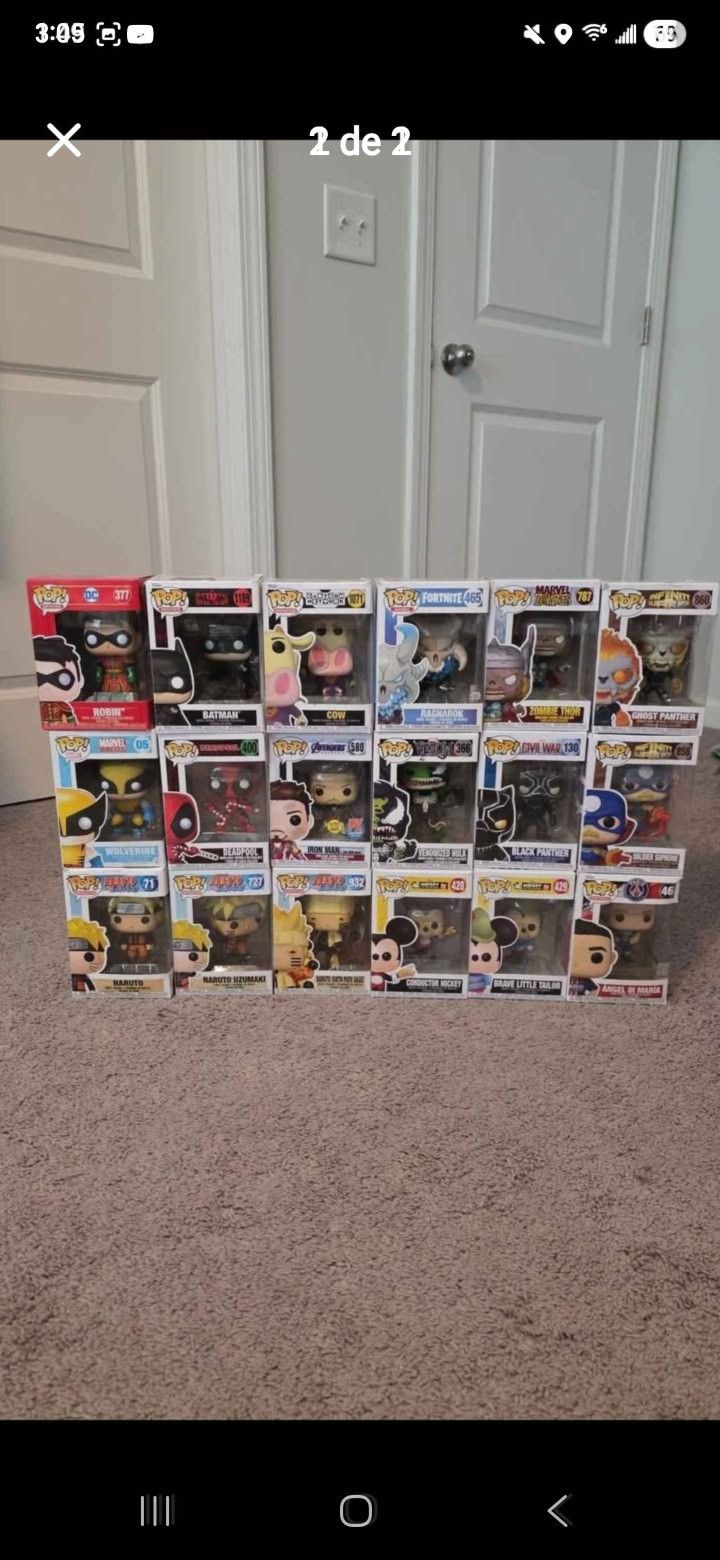 25 Funko Pops 