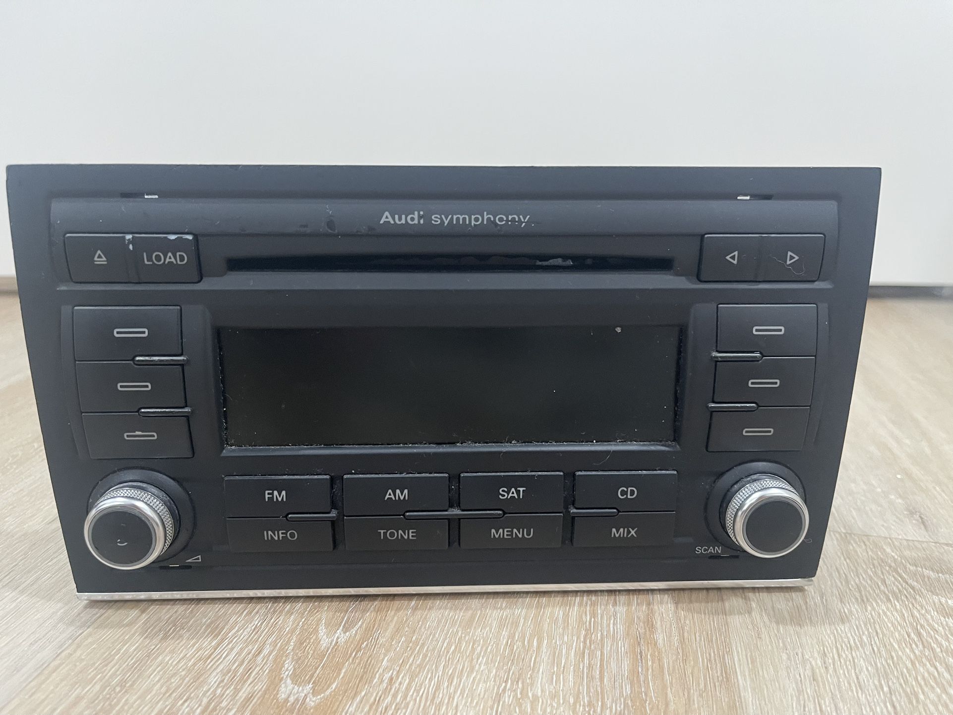 Audi Symphony II+ OEM Head Unit – A4 B6/B7 2002–2008