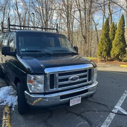 2014 Ford E-350