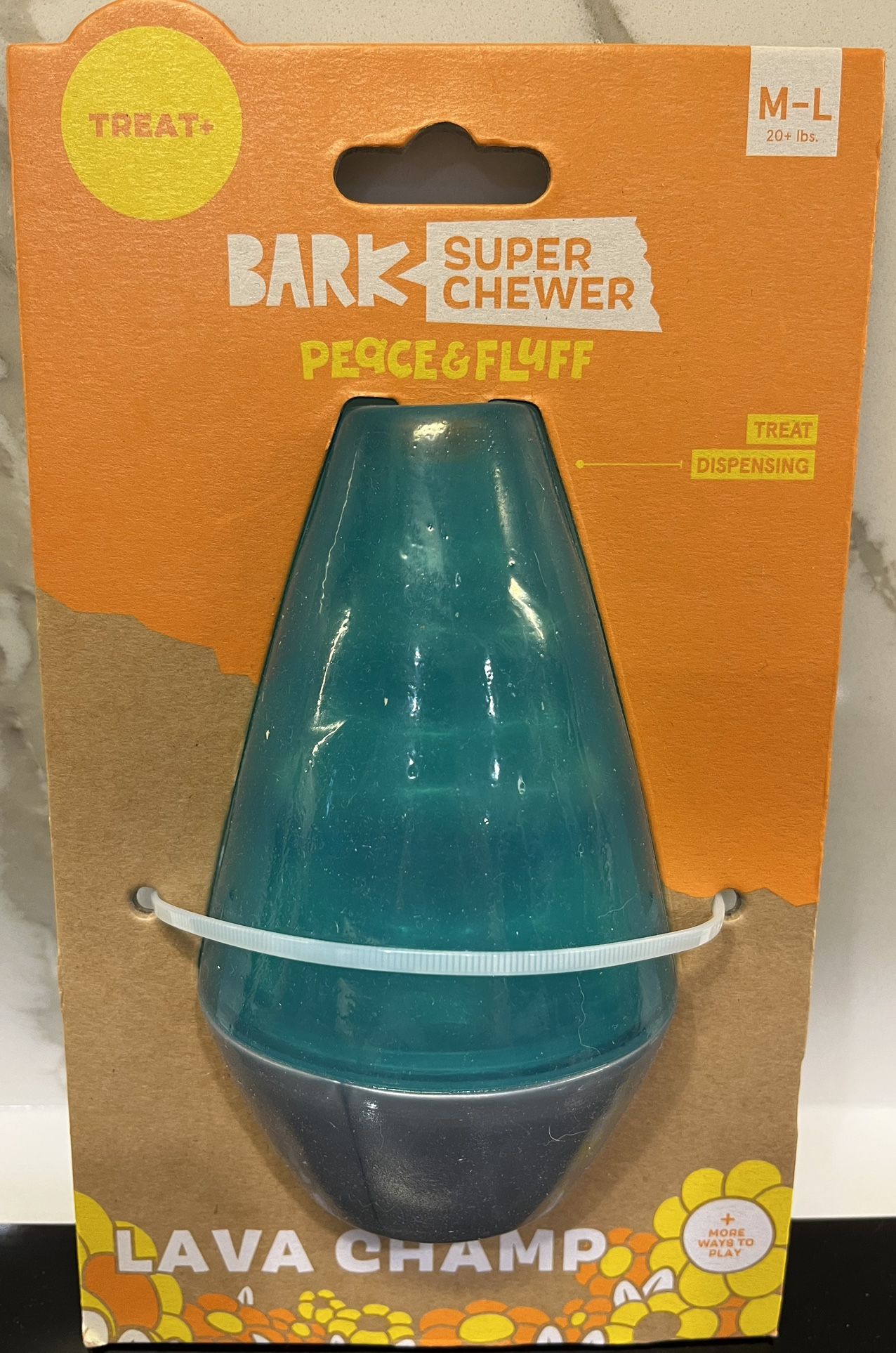 New Super Chewer Lava Champ treat dispenser toy medium - Large size dog 20+ Lbs