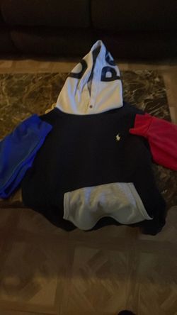 Polo hoodie ( size small )
