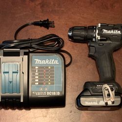New MAKITA 18V LXT Sub-Compact Lithium-Ion Brushless Cordless 1/2 in. Driver-Drill with battery and charger 