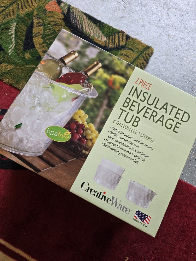 Insulated beverage Tub