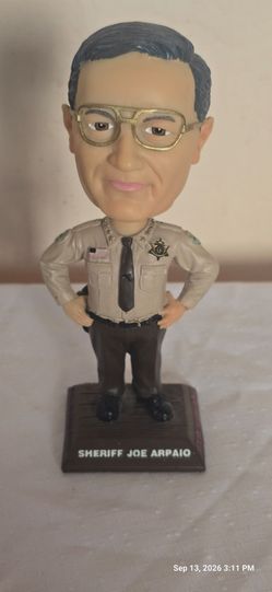 ESTATE SALE / Autographed Sheriff Joe Arpaio Bobblehead – Hand Signed (Local Pick Up)
