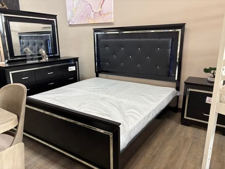 $50 Down Finance Bedroom Set Queen Bed King Bed Sofa Loveseat Sectional Sleeper Dining Table