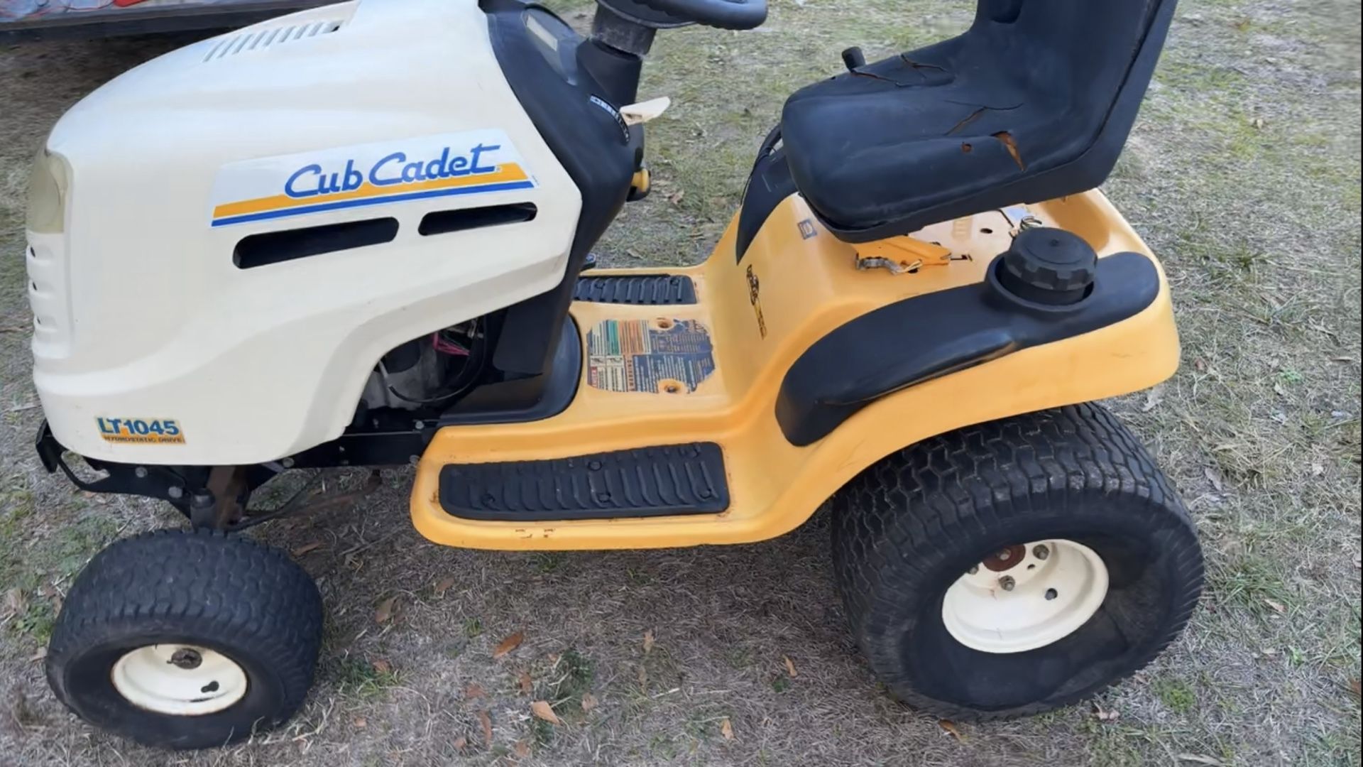 Cub Cadet LT1045 No Deck for Sale in Conroe, TX OfferUp