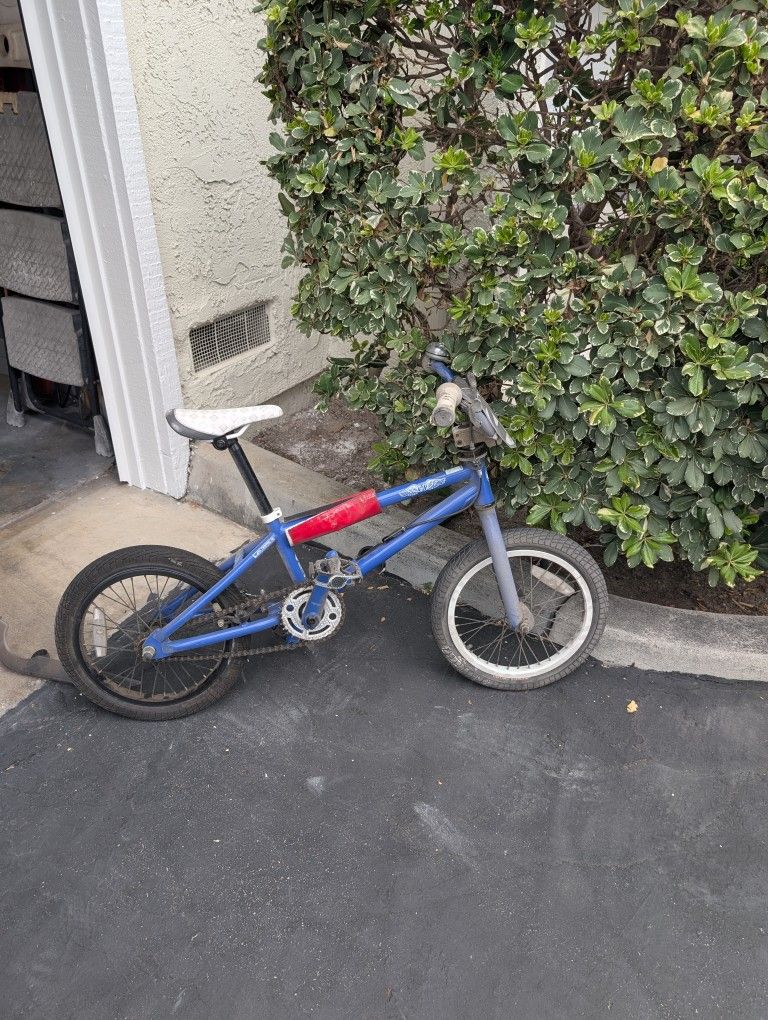 GT El Centro 16" BMX Bike