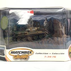 Matchbox Collectibles ~ Village in the Middle T-34/76 Eastern Front 1944 ~ NEW