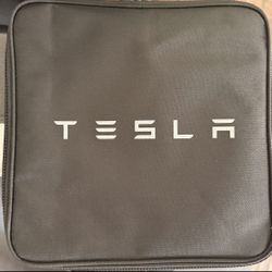 Tesla accessories 