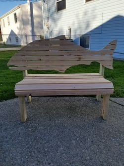 Salmon bench
