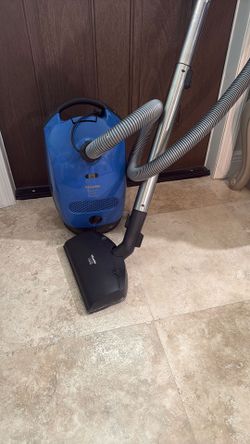 Miele Classic C1 Delphi