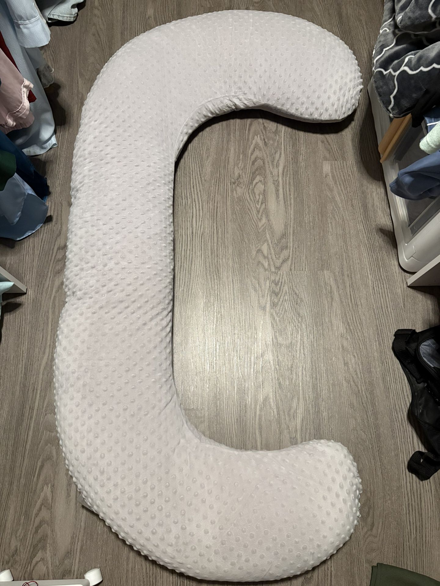 Pregnancy pillow