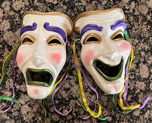 Comedy / Tragedy Mardi Gras masks