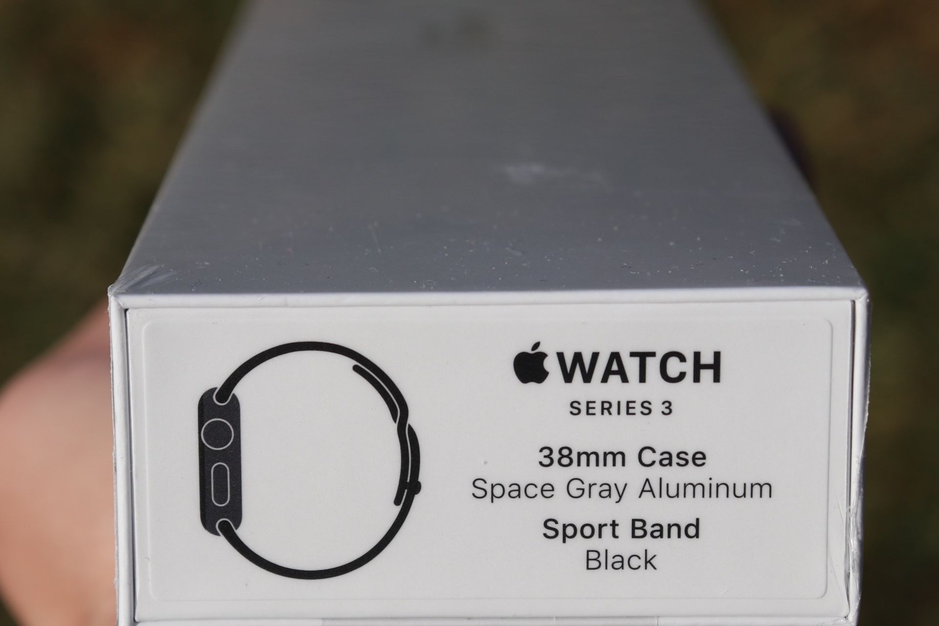 Apple Watch Series 3 38mm w/ GPS