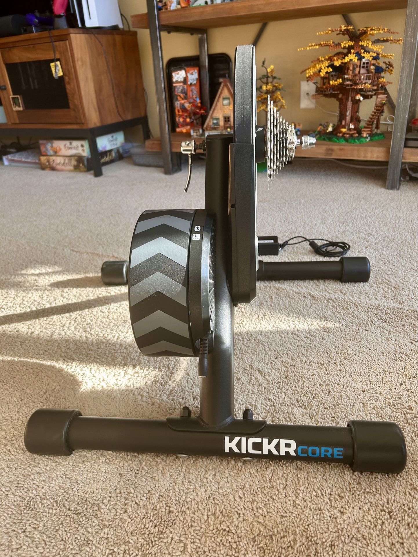 Wahoo Kickr Core, Power Indoor Cycling Trainer