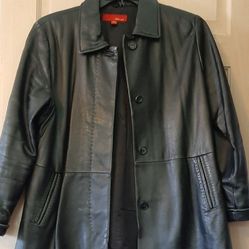 Ladies Black Leather Jacket Size L