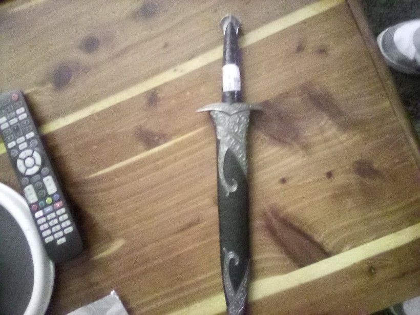 Lord Of The Rings Dagger