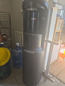 Primo water dispenser